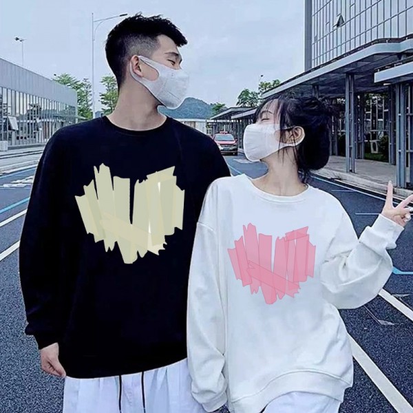 Áo sweater IHKKE cổ tròn dáng rộng màu đen in hình trái tim màu hồng thời trang Hàn Quốc unisex cho cặp đôi